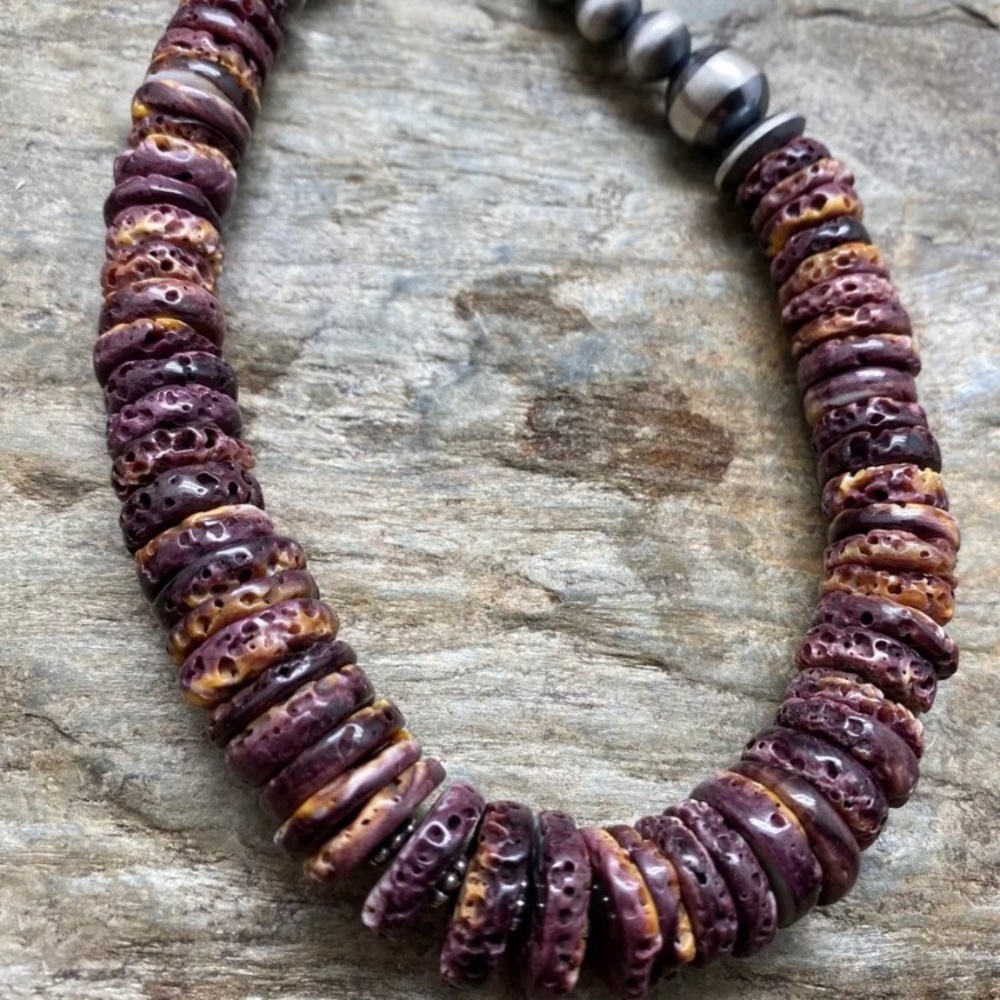 Sterling silver Graduated Purple Spiny Oyster Pearls Necklace - Picture 9 of 12